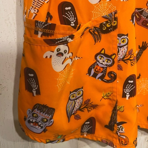 ScrubStar Orange And Black Halloween Monster Scrub Top 2X - Picture 4 of 8